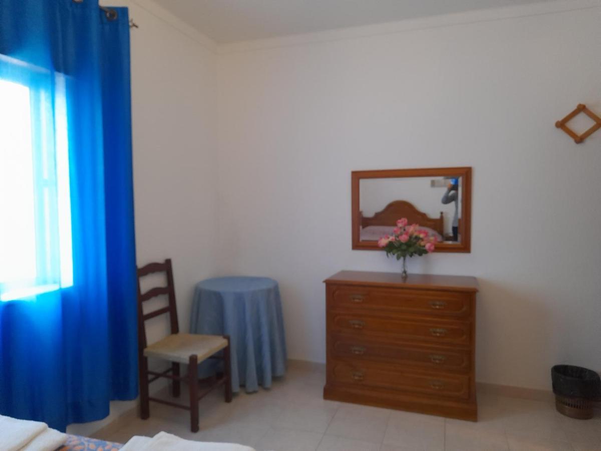 Pacheco'S Guesthouse Лагос Екстериор снимка